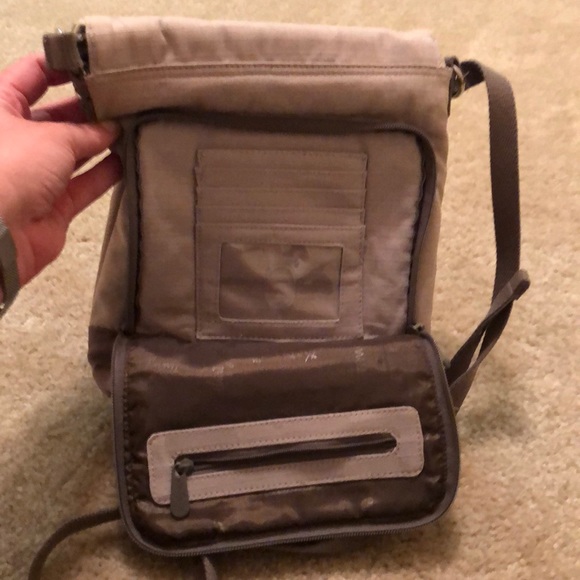 Cross body bag - Picture 5 of 5